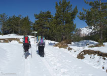 Portell dels Terres, nosaltres seguim cap a la dreta encara pel GR 107.