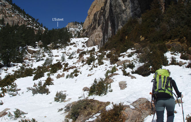 Gallina Pelada (2.317m) per Peguera 1 