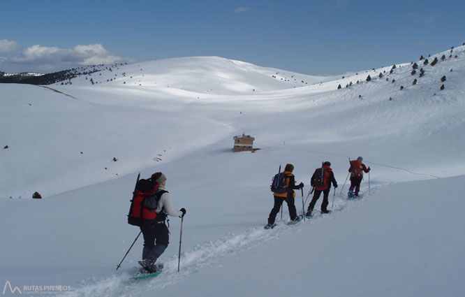 Gallina Pelada (2.317m) per Peguera 1 