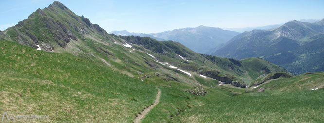 Mont Valier (2.838m) i pic de la Pala Clavera (2.721m) 1 