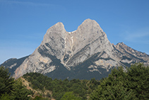 L´aproximació per la vall de Saldes fins al punt d´inici de la ruta ens ofereix aquesta imatge impressionant.