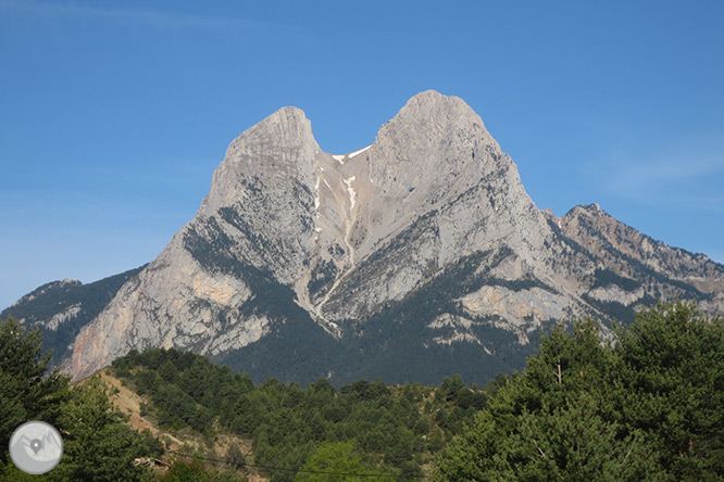 Pedraforca (2.506m) pel coll del Verdet i l