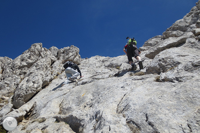 Pedraforca (2.506m) pel coll del Verdet i l