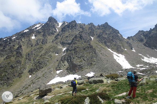 Pic de Rulhe (2.783m) des del Pla de les Peires 2 