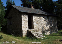 Casa buida que ens pot ser d´ajuda en cas de tempesta.