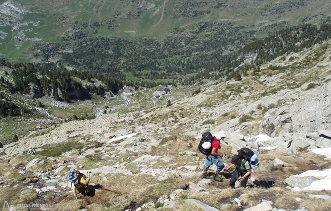 Maladeta Oriental (3.308m) i pic Abadías (3.271m) per la Renclusa 1 