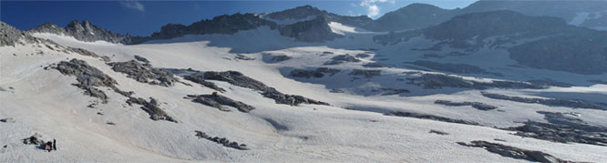 Maladeta Oriental (3.308m) i pic Abadías (3.271m) per la Renclusa 1 