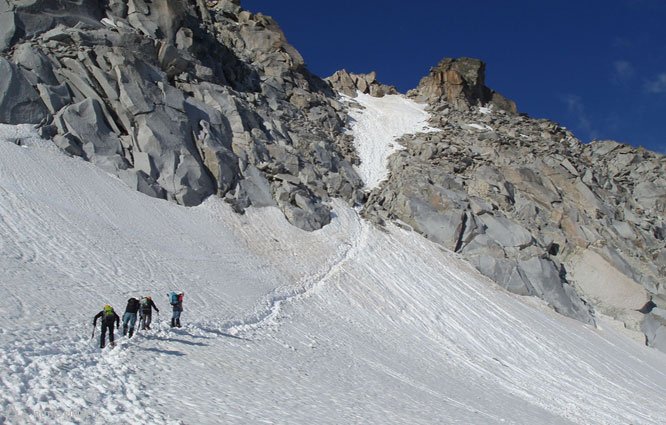 Maladeta Oriental (3.308m) i pic Abadías (3.271m) per la Renclusa 2 