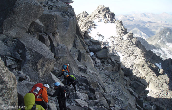 Maladeta Oriental (3.308m) i pic Abadías (3.271m) per la Renclusa 2 