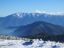 Vistes del Canigó des del cim