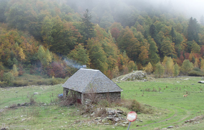 Saut deth Pish a la vall de Varradòs 1 