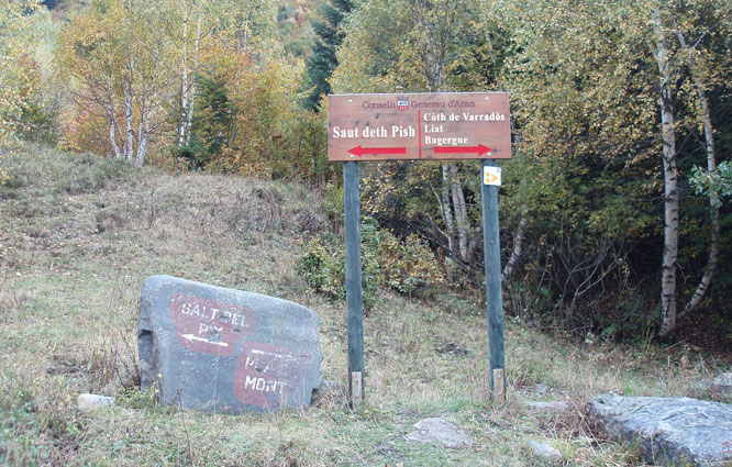 Saut deth Pish a la vall de Varradòs 1 