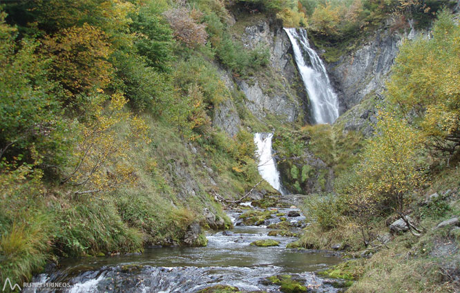 Saut deth Pish a la vall de Varradòs 1 